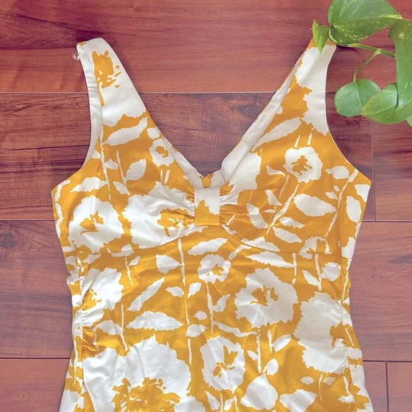 Donna Rocco New York — Mustard and White Summer Floral Dress - Picture 2 of 7